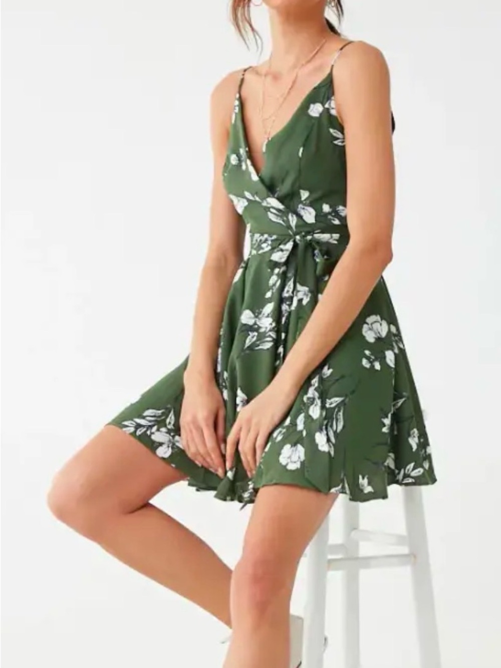 essue Olive Green Floral Tie-Waist Mini Dress